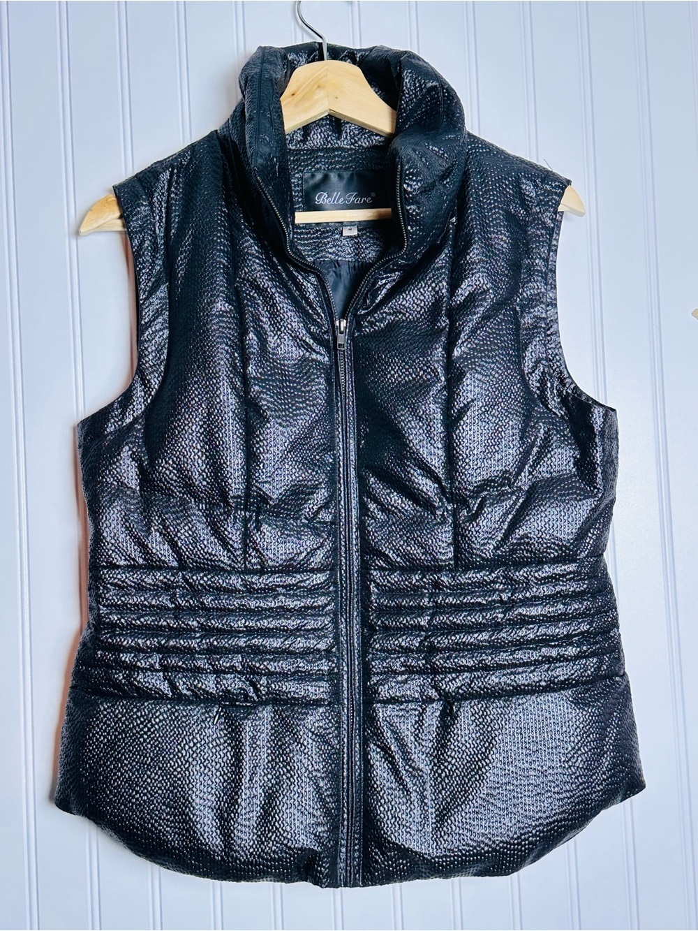 Belle Fare Women's Puffer Vest- Black Textured-M-Down Fully Zipped Small Pockets - Picture 2 of 11